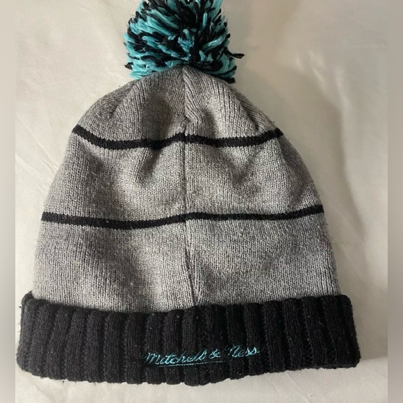 Mitchell & Ness San Antonio Spurs Knit Cap Beanie OSFA NBA Black Turquoise Pom - Picture 2 of 3